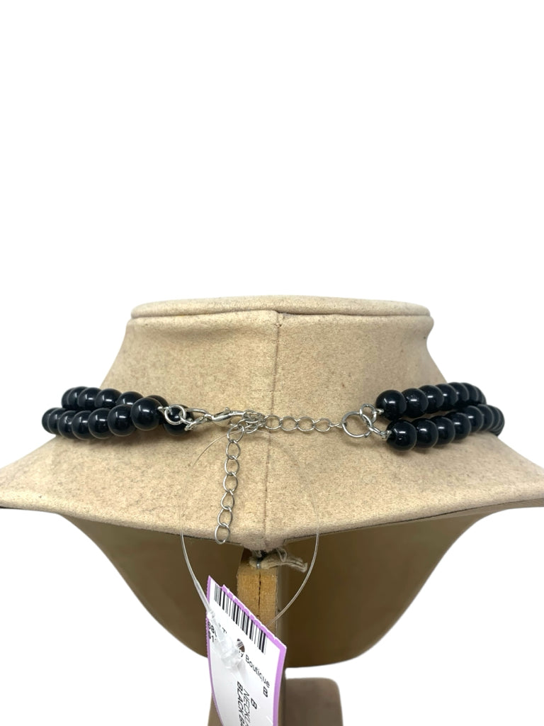 NECKLACE W