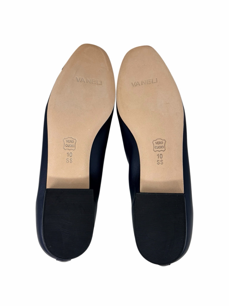 VAN ELI Size 10 FLAT W