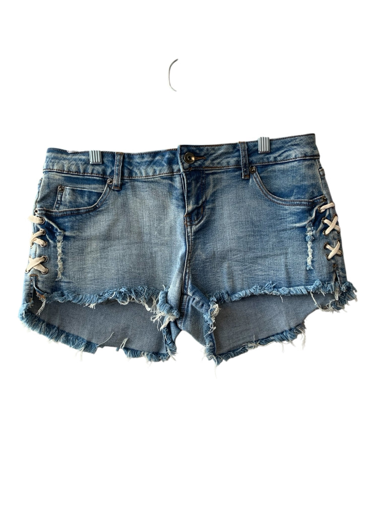 OCEAN DRIVE Size 9 SHORT W