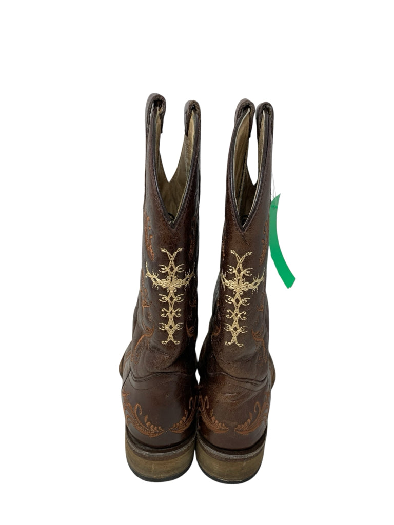 CIRCLE G Size 8 BOOT W