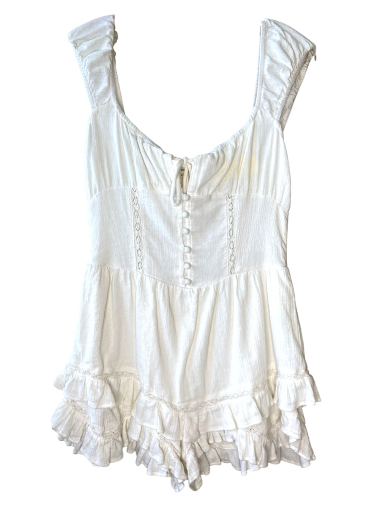 URBAN OUTFITTERS Size medium ROMPER W