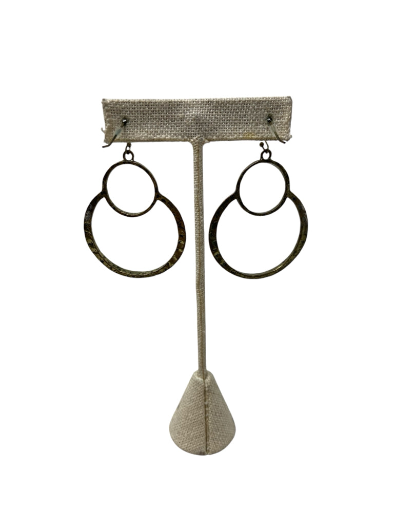 CABI Size PIERCED EARRINGS