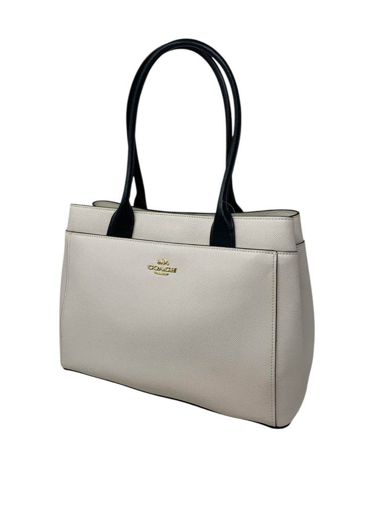 COACH  NEW! HAND BAG