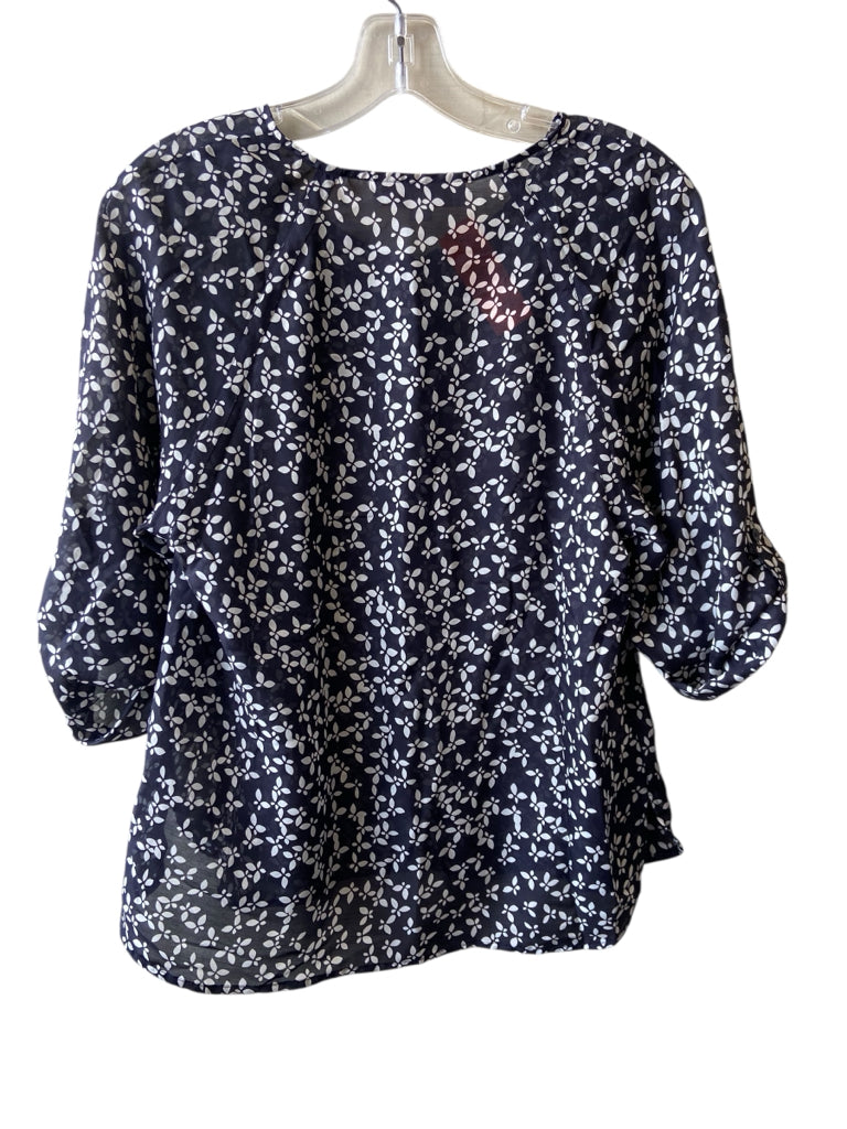 AT LOFT Size small TOP  W