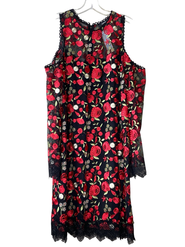 SUGAR LIPS Size medium DRESS W