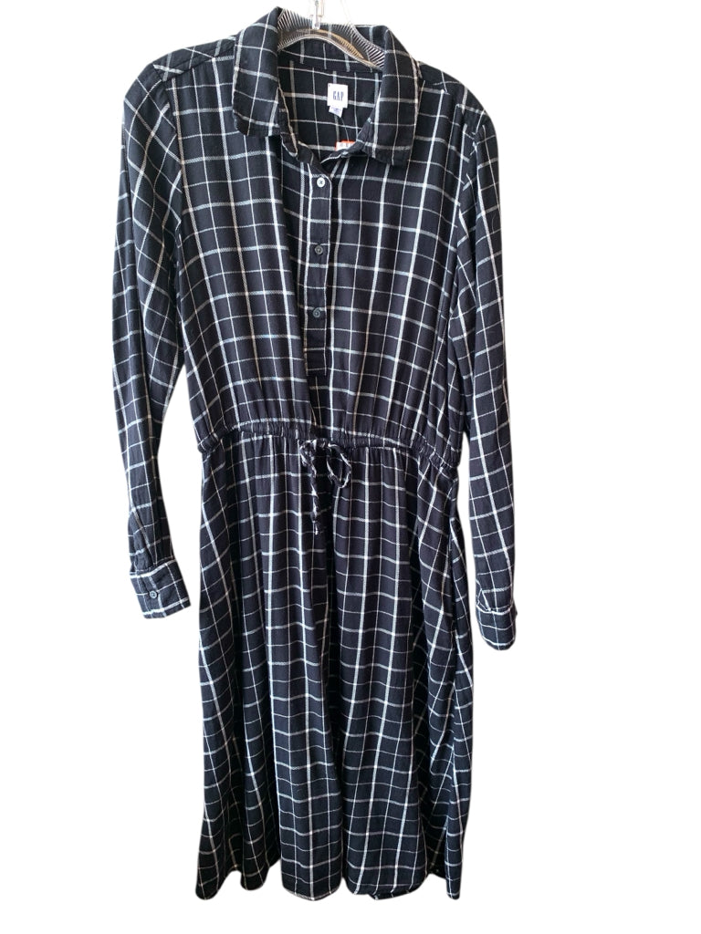 GAP  medium DRESS  W