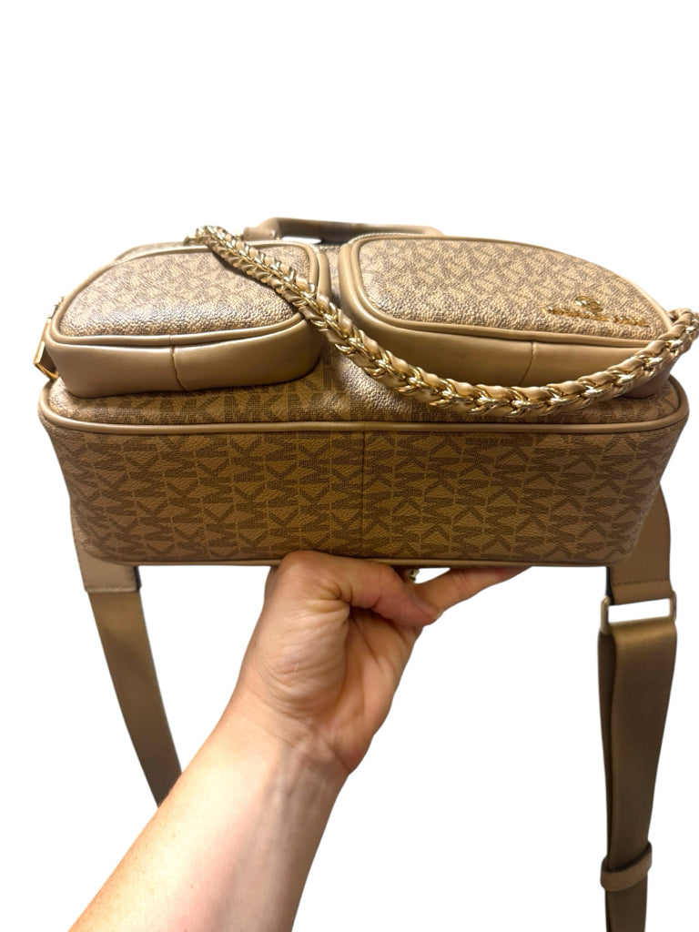 MICHAEL KORS Size medium HAND BAG