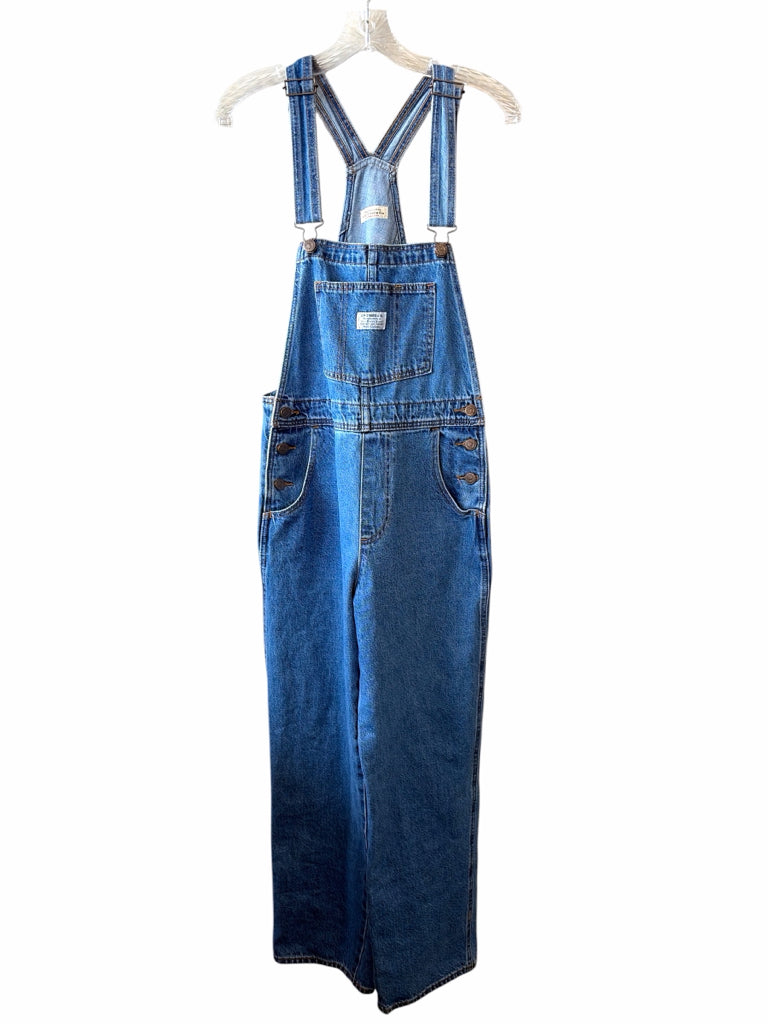 LEVI Size small OVERALL W