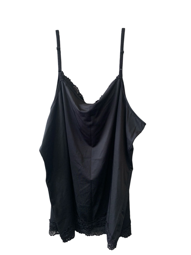 AVENUE Size 30/32 CAMISOLE