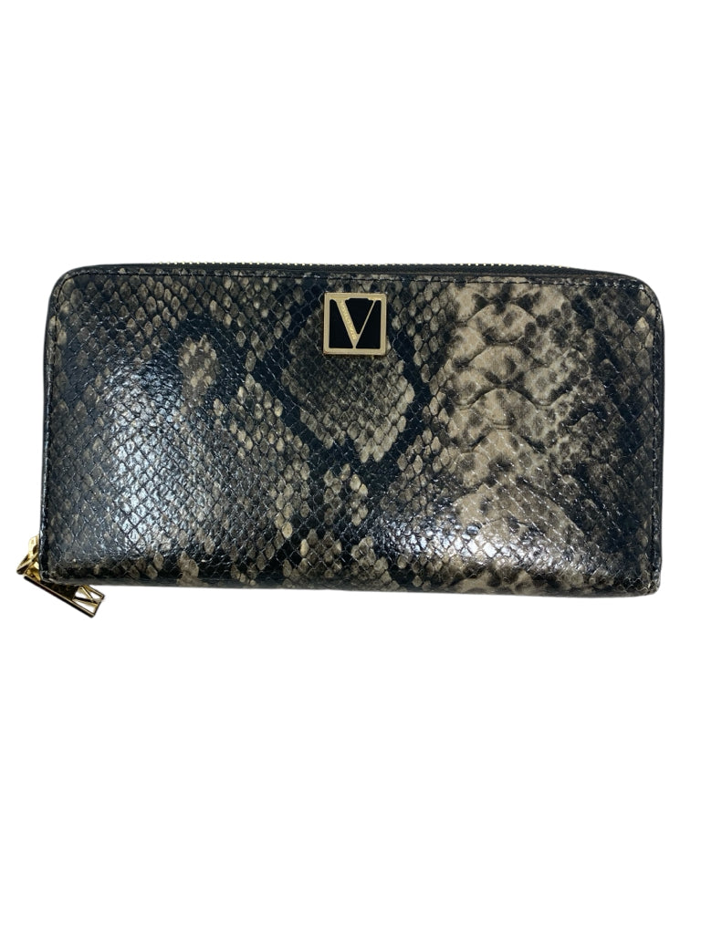 VICTORIA'S SECRET  medium WALLET W