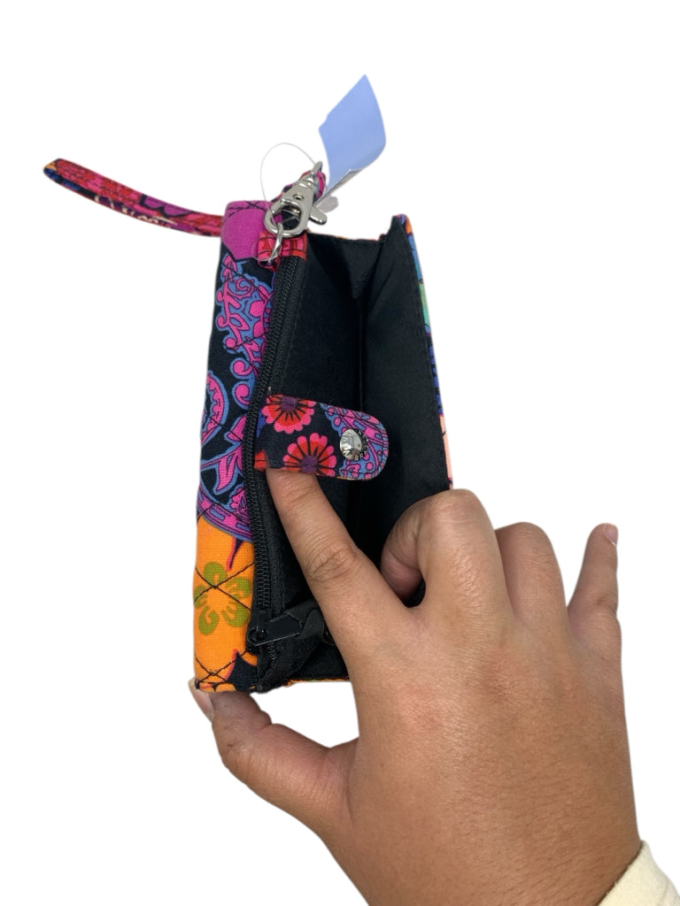 VERA BRADLEY  s/M WRISTLET