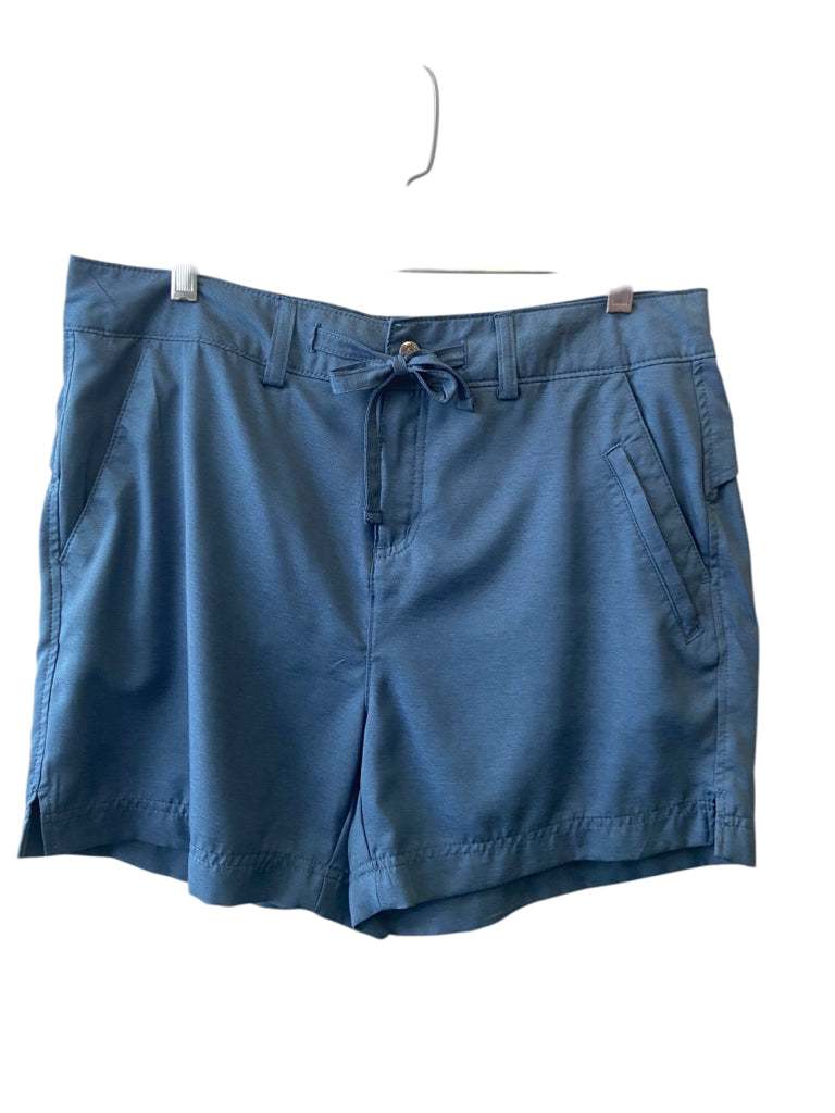 MAGELLAN Size large SHORT W