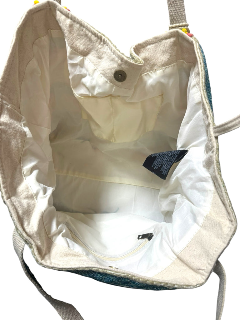 Size large TOTE W
