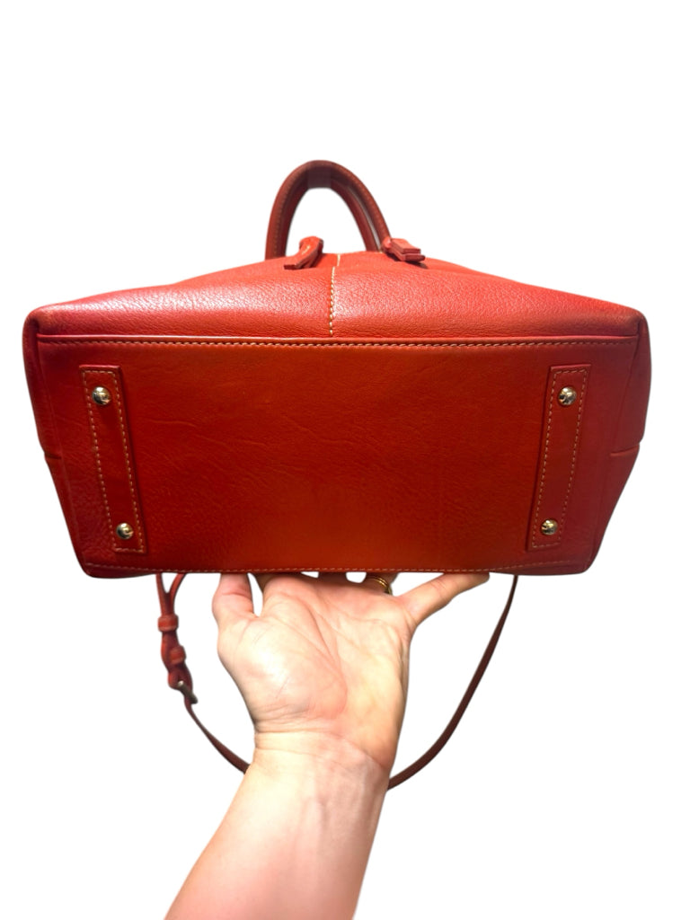 DOONEY & BOURKE Size medium PURSE W