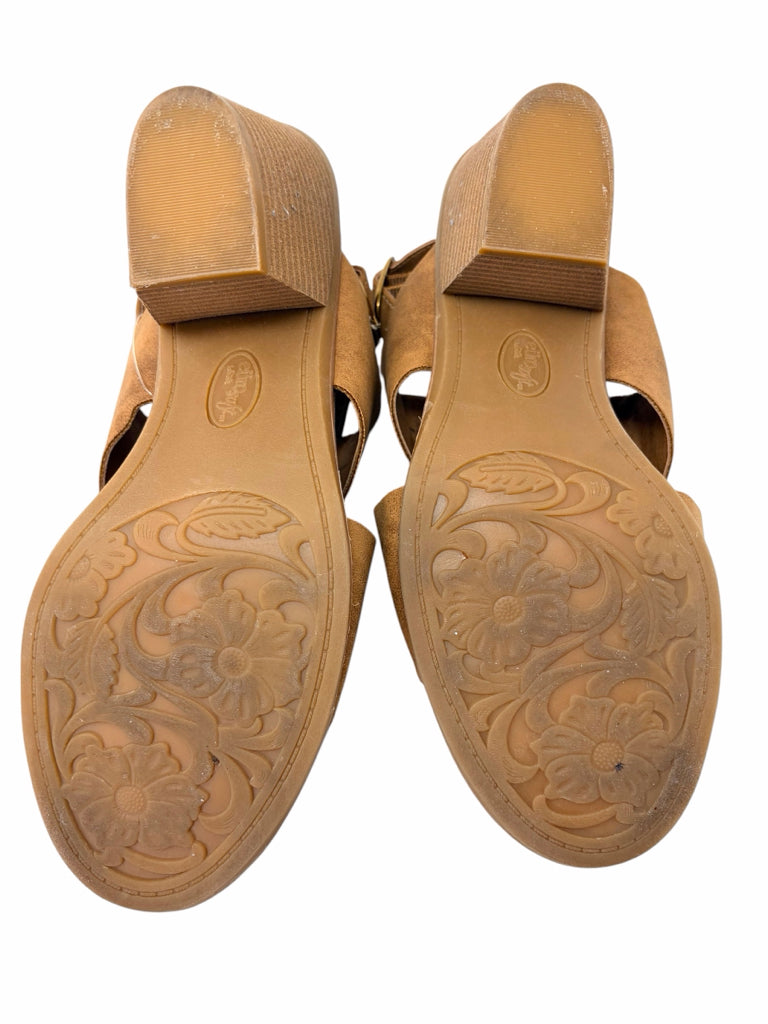 EUROSOFT Size 9 HEEL W