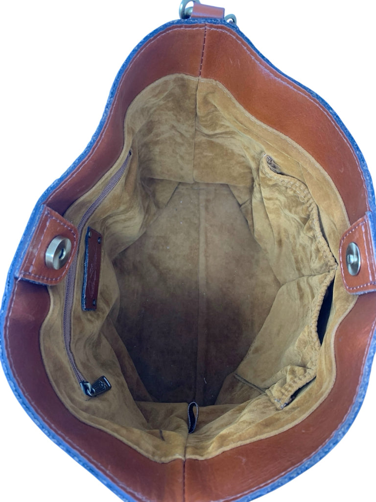PATRICIA NASH  medium PURSE W