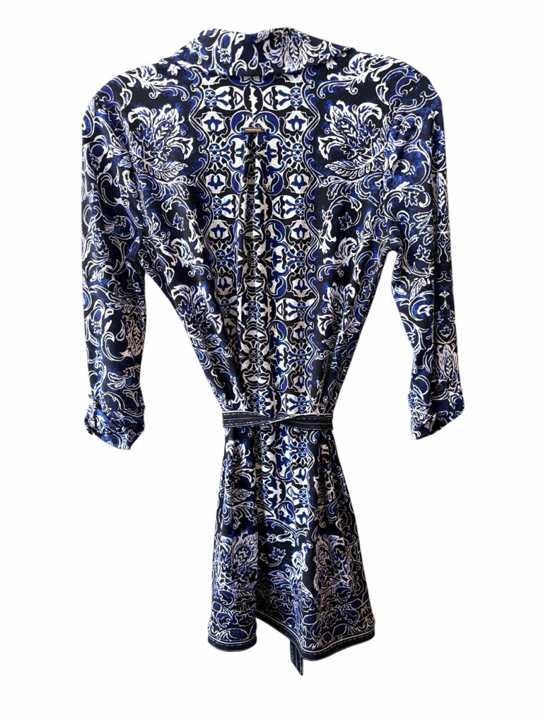 WHITE HOUSE BLACK MARKET Size xXS BLOUSE W