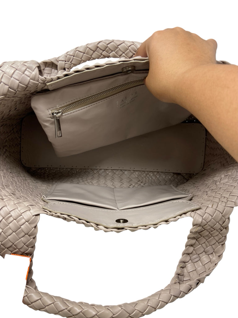 FALOR Size large TOTE W