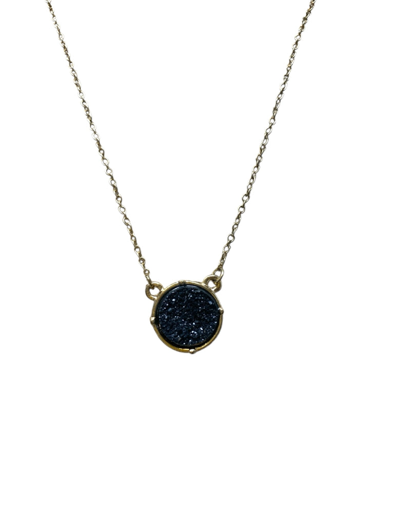 NECKLACE W