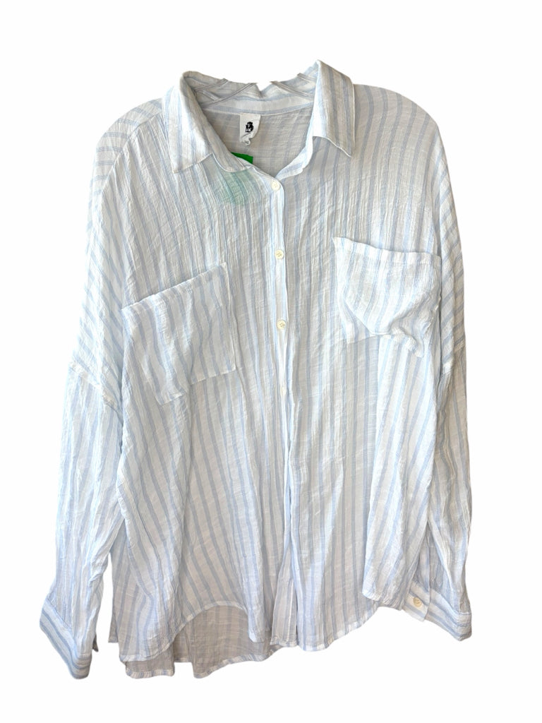 FLAWLESS Size large BLOUSE W