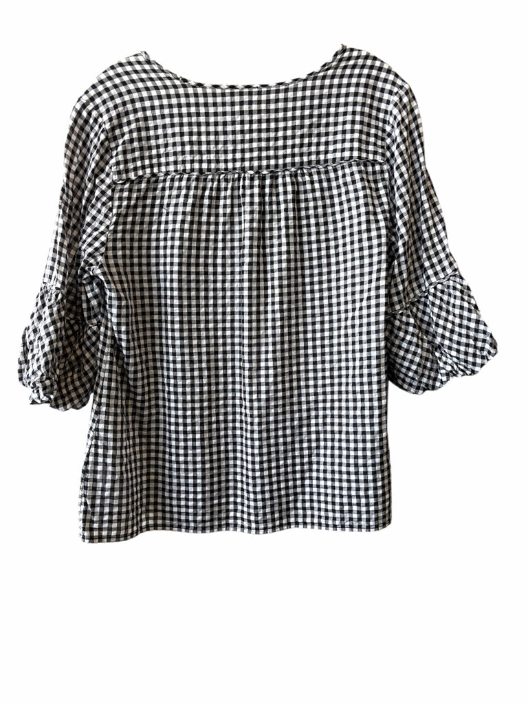 CHICO'S Size medium TOP W