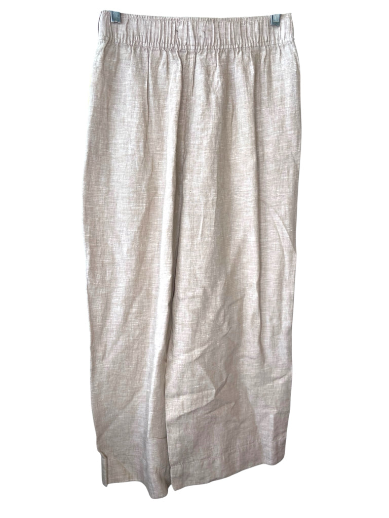 TAHARI Size small CROP W