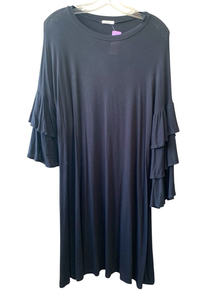 e.LUNA  large DRESS W