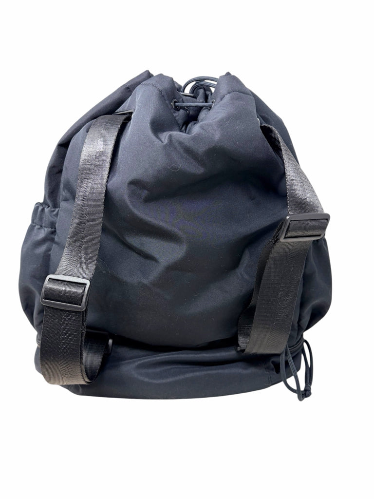BEYOND YOGA Size medium BACK PAC