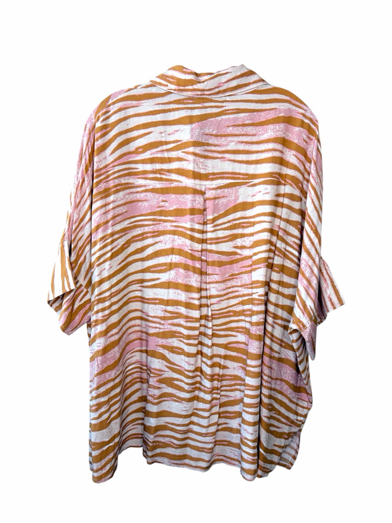 ENTRO Size medium BLOUSE W