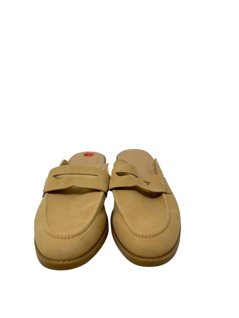 CYNTHIA ROWLEY  6.5 SLIDE W