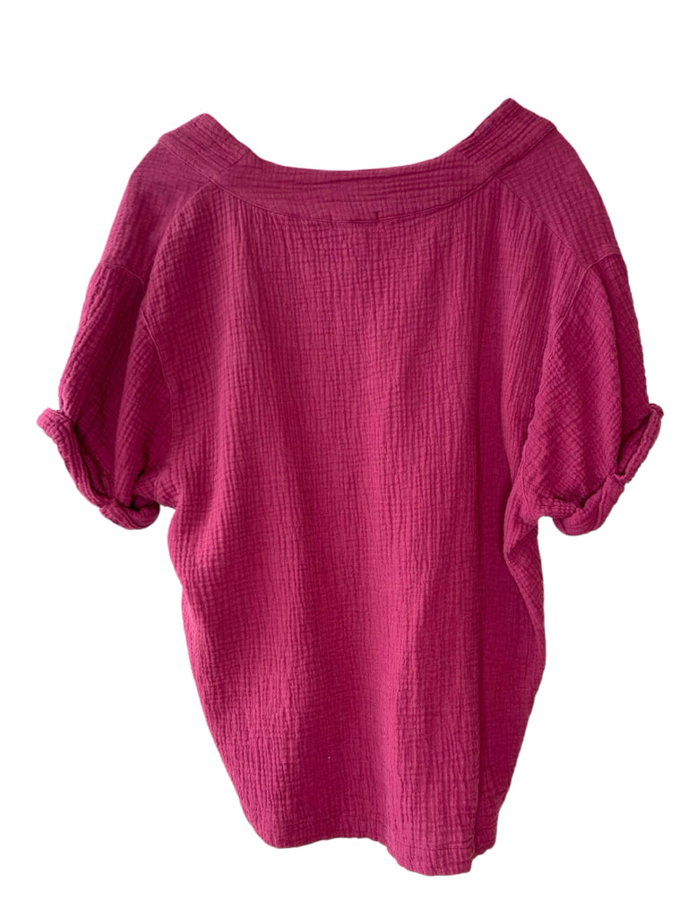 DEAR JOHN Size small TOP W