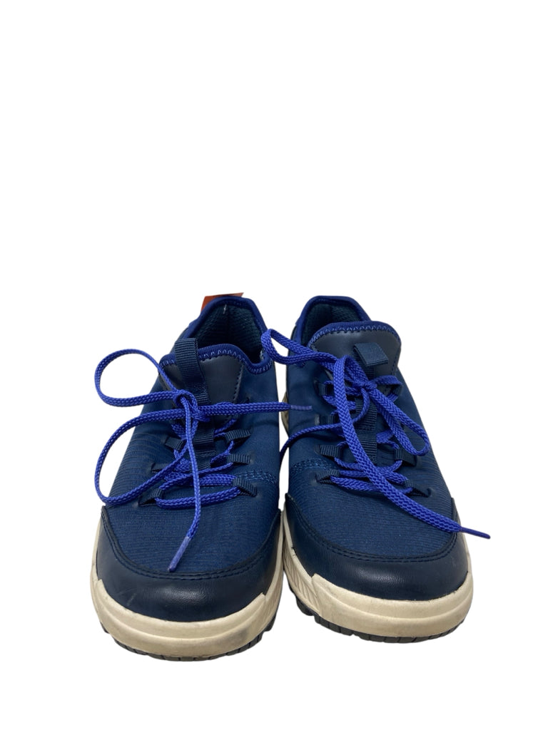 BARE TRAPS Size 8.5 SNEAKERS W