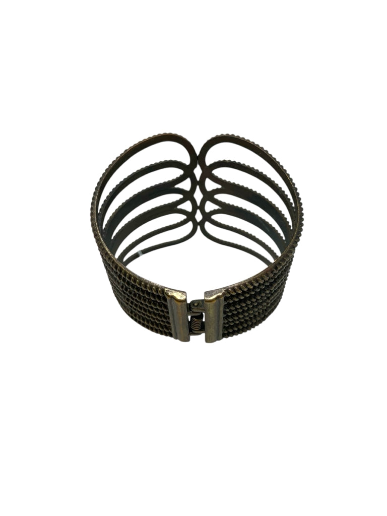 ALL BRACELET