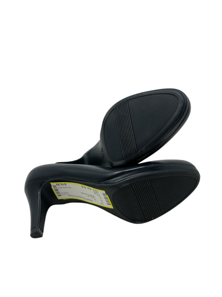 NATURALIZER  6.5 HEEL W