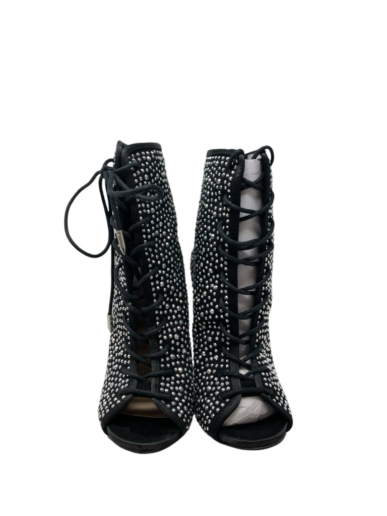 SHOEDAZZLE  6 BOOTIE W