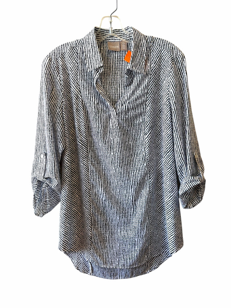 CHICO'S Size small TOP W