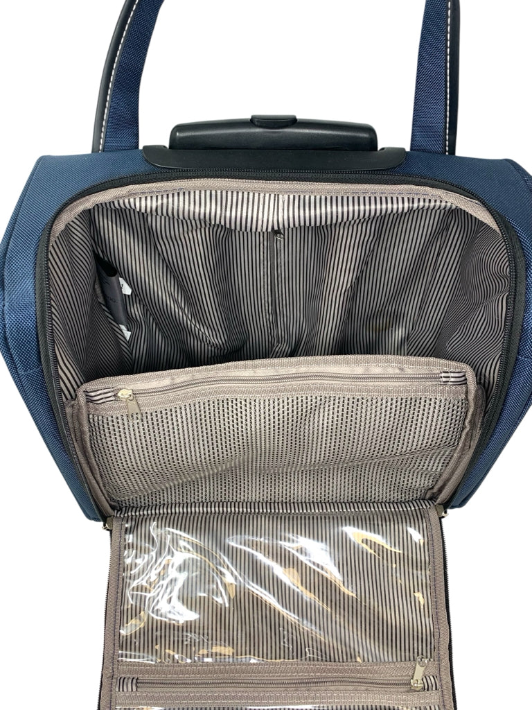 LONDON FOG  small SUIT CASE