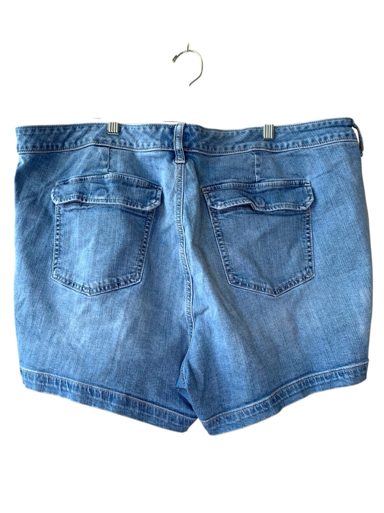 TORRID  22 SHORT W