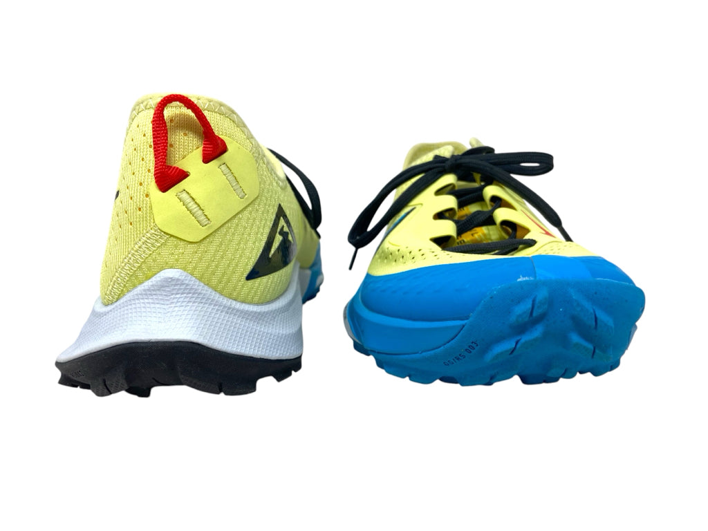 NIKE Size 8.5 SNEAKERS W