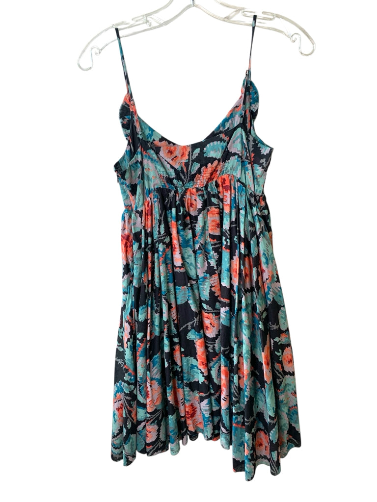 TWENTY 8 TWELVE  4 SUN DRS W