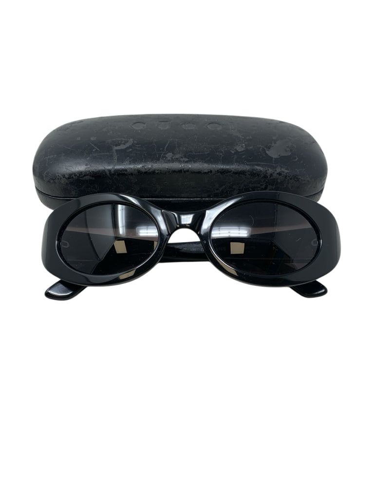 GUCCI  ADULT SUNGLASSES