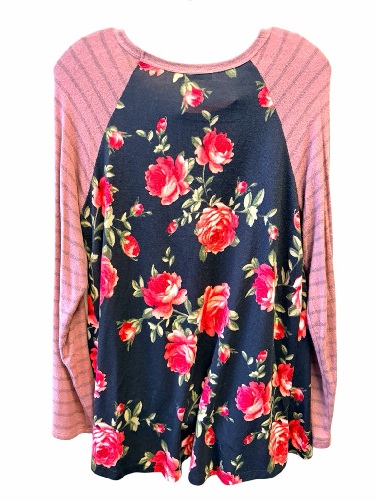 ODDI Size large TOP  W