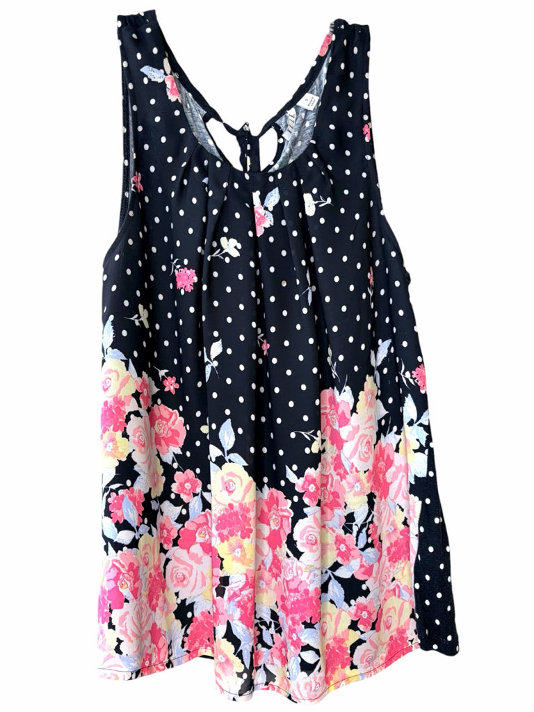 ELLE Size small TOP W