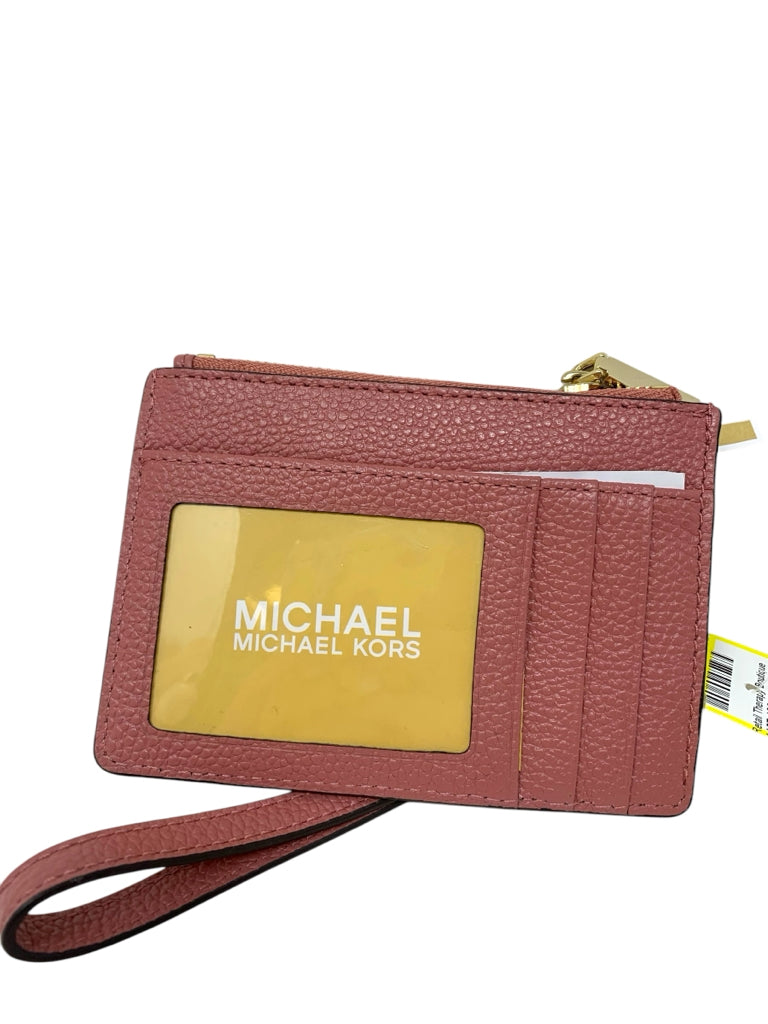 MICHAEL KORS  small WRISTLET