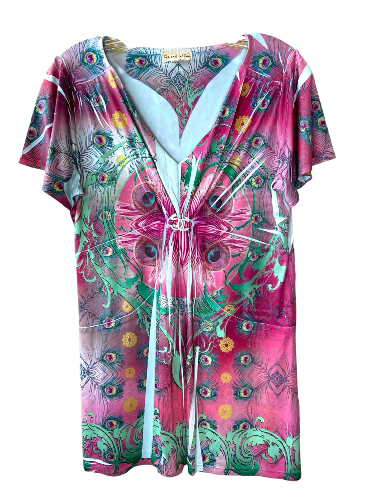 LIVE & LET LIVE Size small TOP W