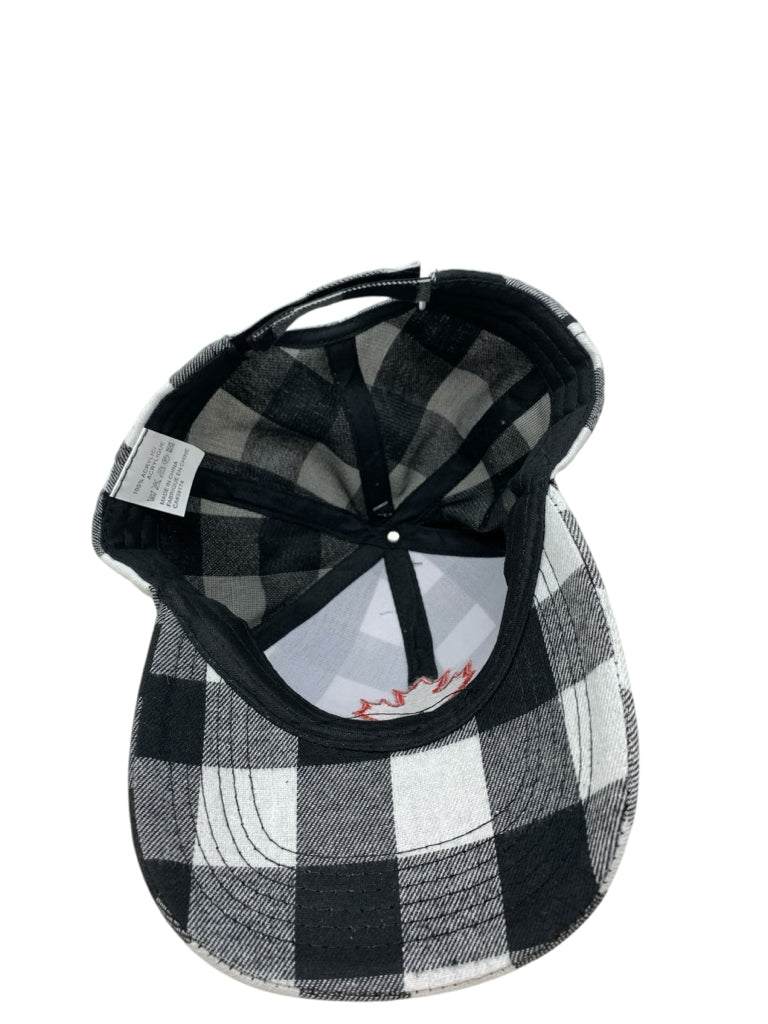NEW! HAT W