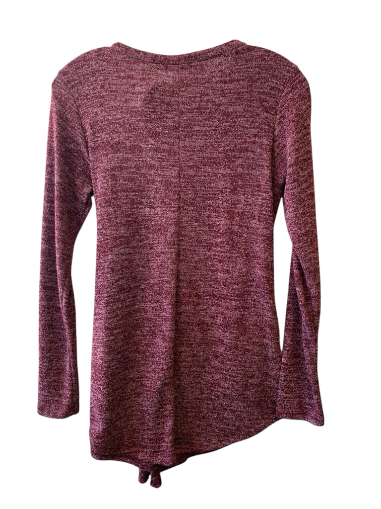 143 STORY  small TOP W