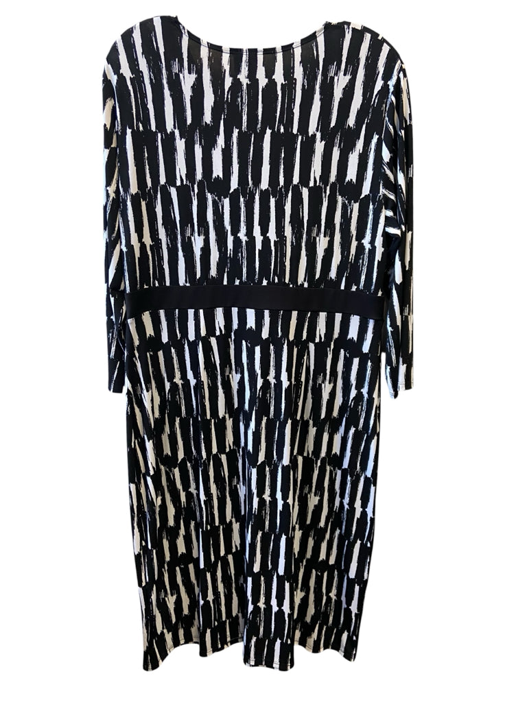 CHICO'S Size large DRESS W