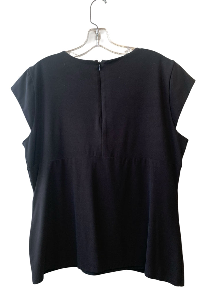 WHITE HOUSE BLACK MARKET  xL TOP W