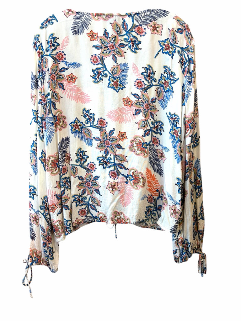 JESSICA SIMPSON Size xL TOP W